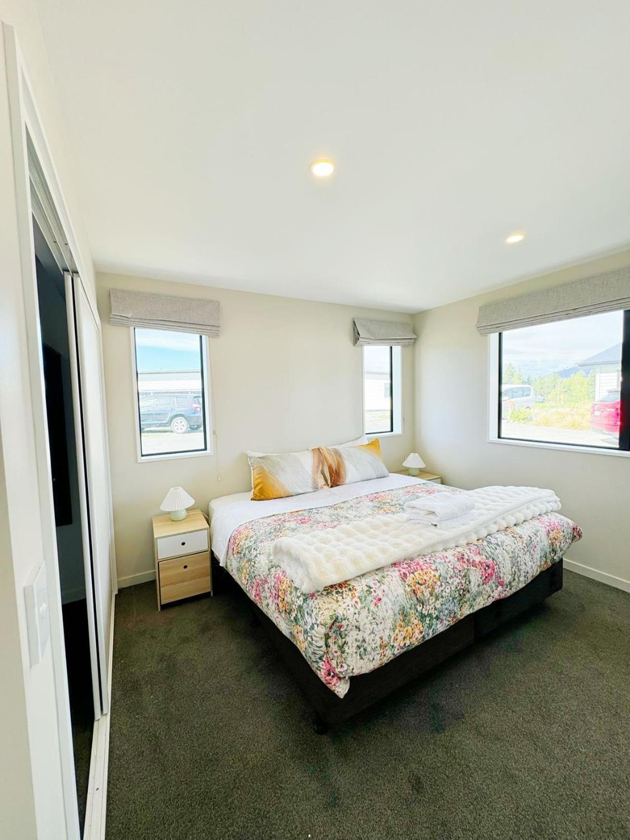 Ferienwohnung One Piece Tekapo Lake Tekapo Exterior foto